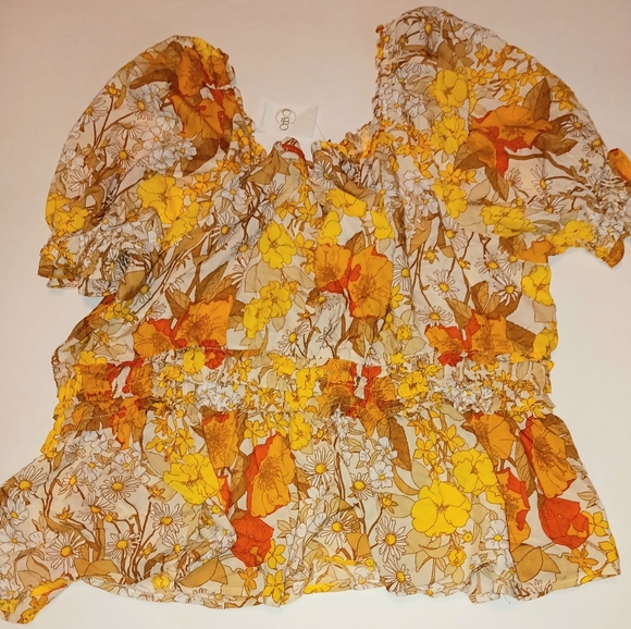 Plus size Off shoulder Top Sz 26/28 - Picture 3 of 3